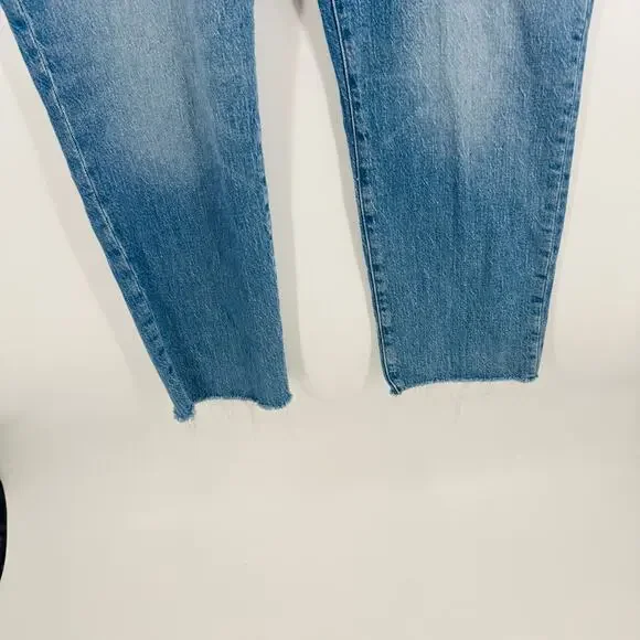 Madewell Medium Wash The Mid-Rise Perfect Vintage Jean Size Raw Hem Size 33 - Picture 7 of 13